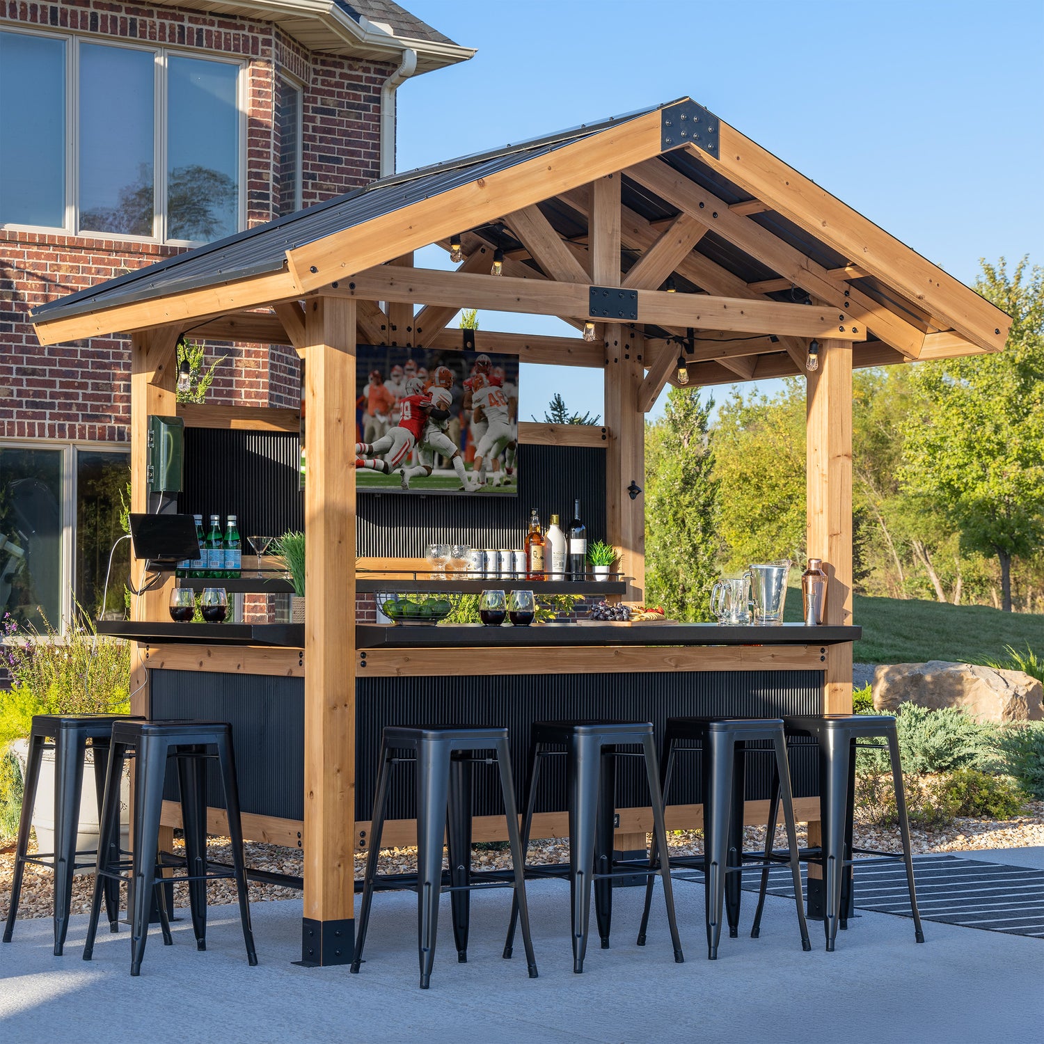 Palisade Outdoor Bar — Backyard Discovery cedar bars