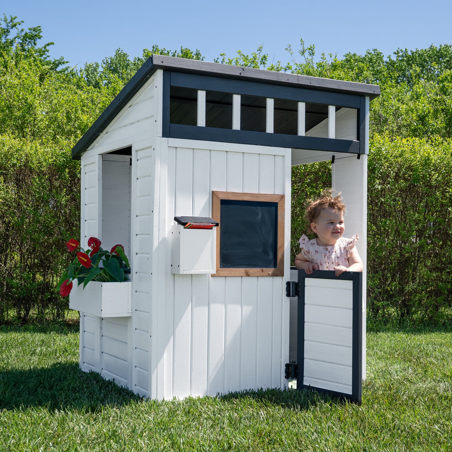 Caraway Cottage – White — Backyard Discovery cedar playhouses