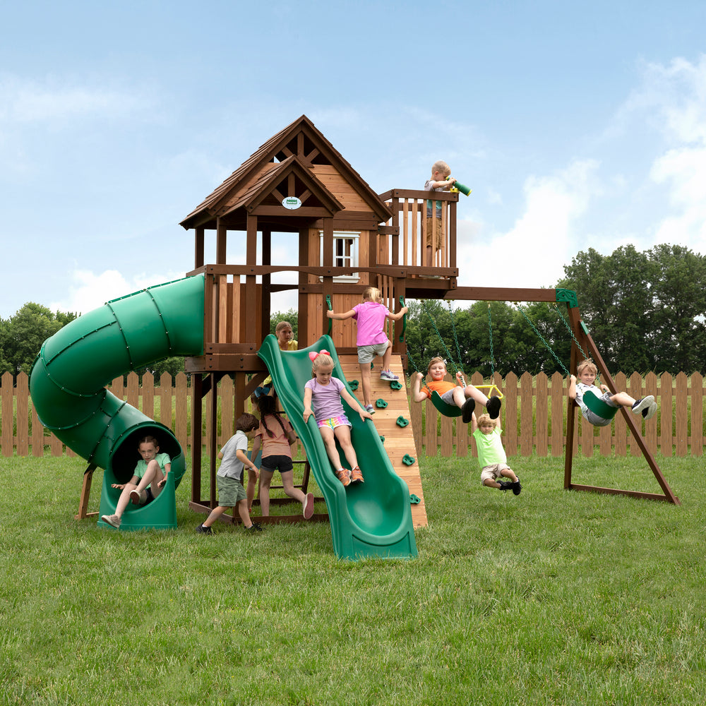 Skyfort III Backyard Discovery cedar playset